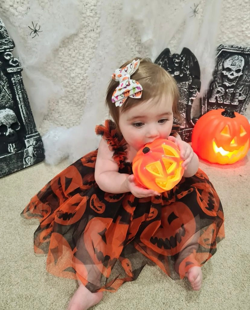 Victoria & Fringe Clips - One Of A Kind