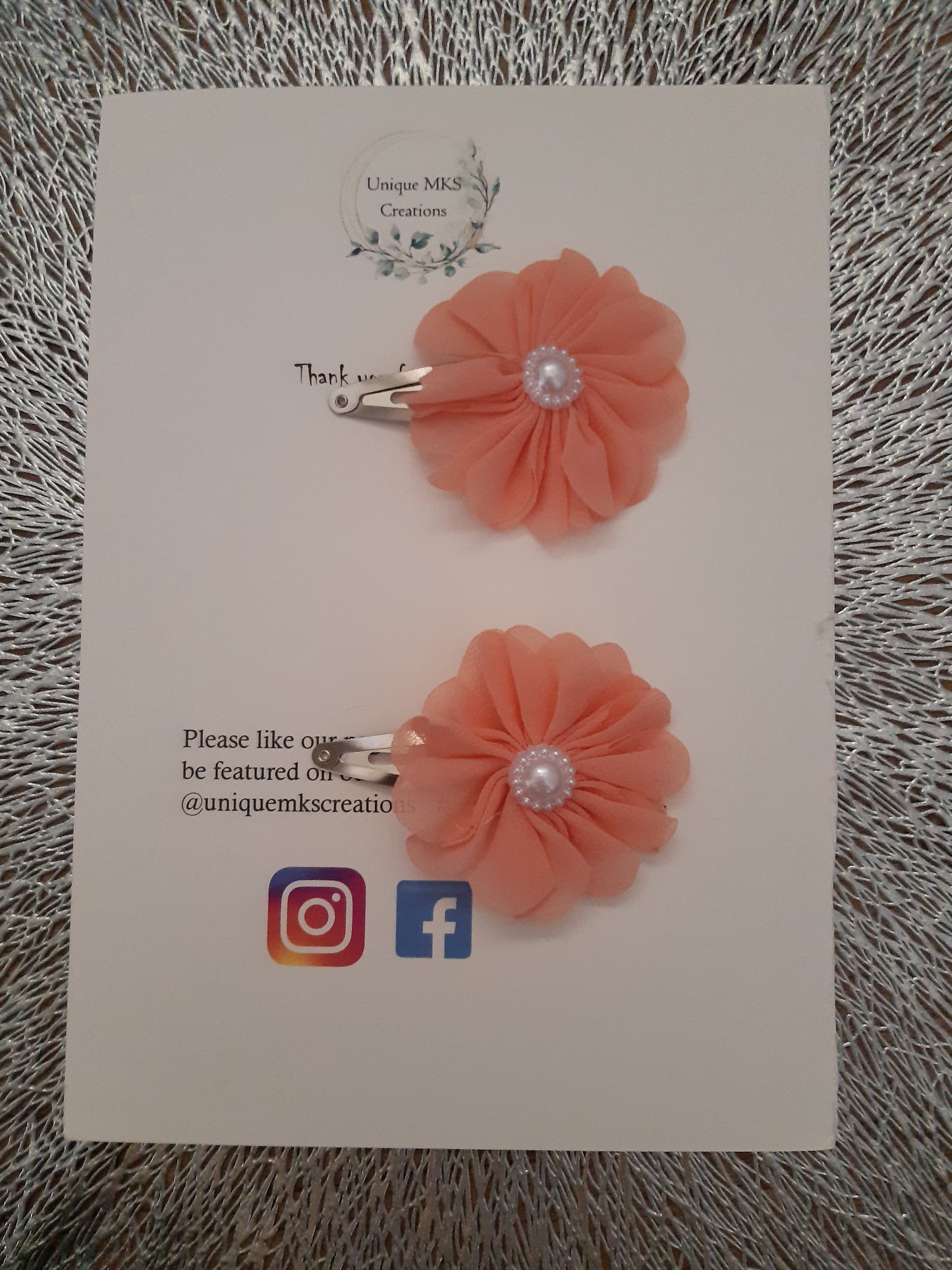 Petal Fringe Clips