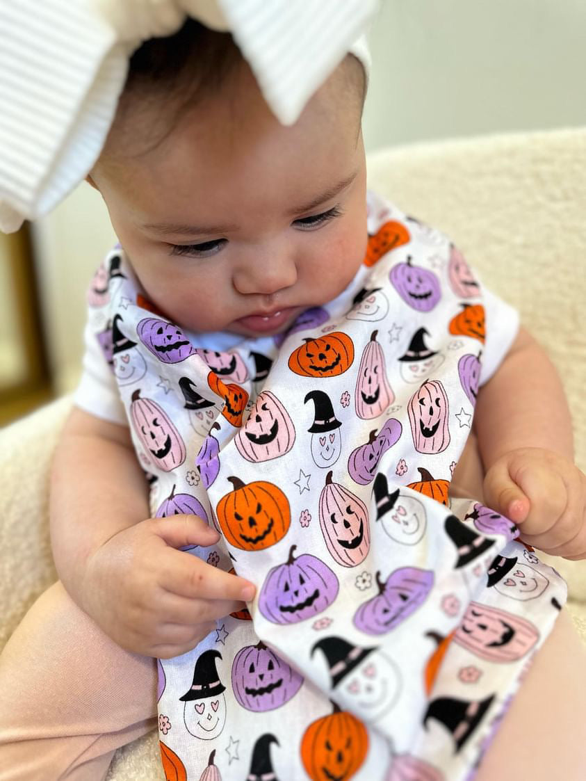 Custom - Halloween Bibs